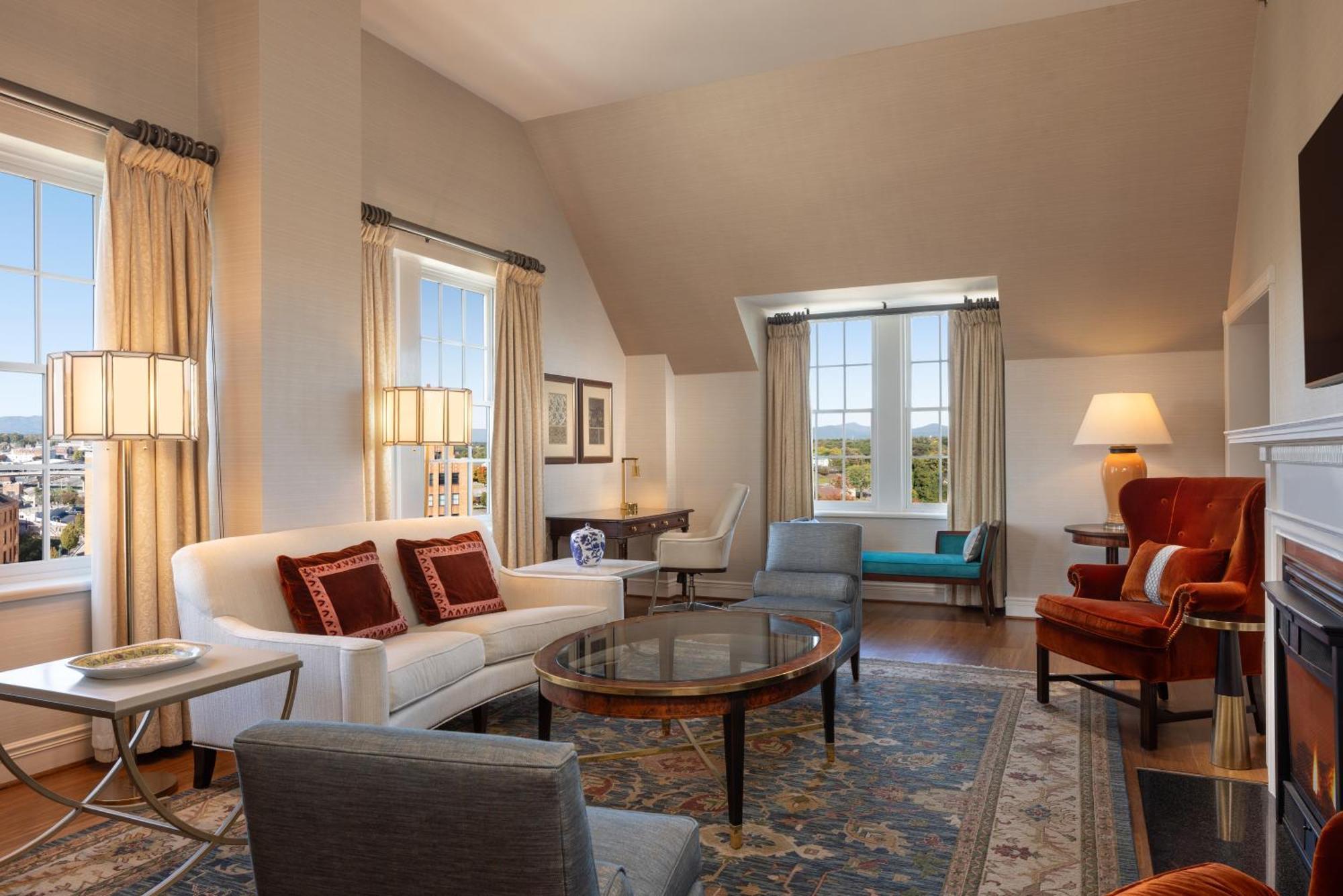 Hotel Roanoke & Conference Center, Curio Collection By Hilton Esterno foto
